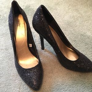 🛍5 for $20!🛍 Black Sparkly Heels ✨